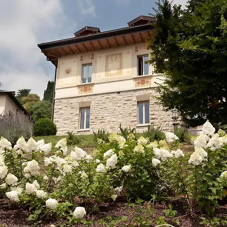 Bed & Breakfast Vittoria Charme & Relax